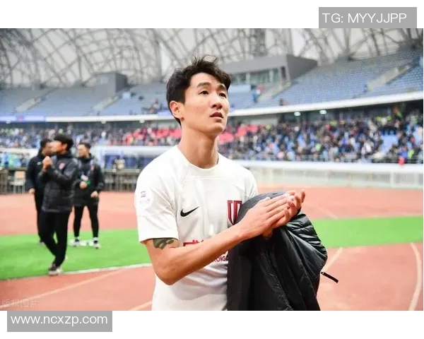 喜讯！新韦世豪在本轮荷兰联赛刚首发出战就带队3比1打败埃因霍温，已坐稳主力方位